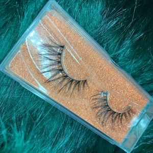 100% Mink Lashes